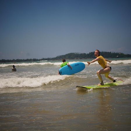 Bay Reach Home Stay Велигама Экстерьер фото