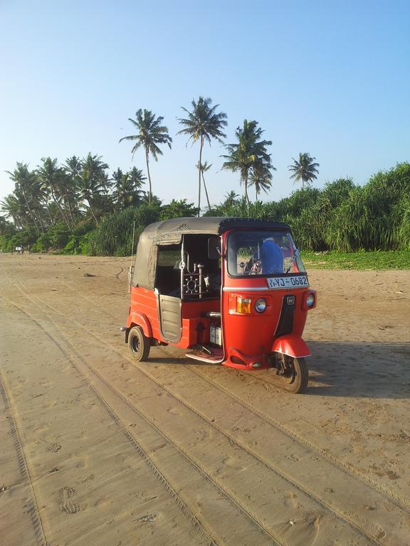 Bay Reach Home Stay Велигама Экстерьер фото