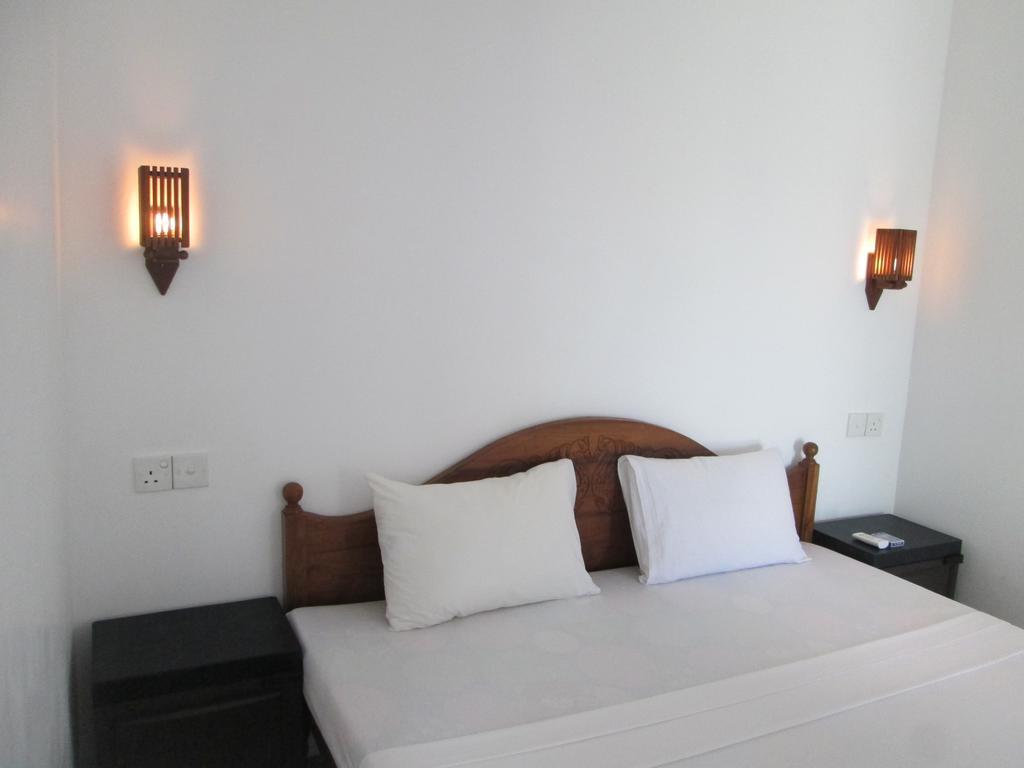 Bay Reach Home Stay Велигама Экстерьер фото