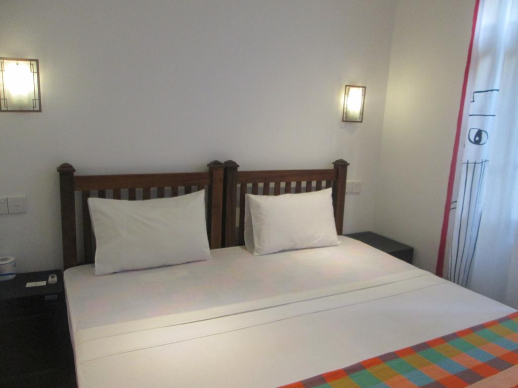 Bay Reach Home Stay Велигама Экстерьер фото