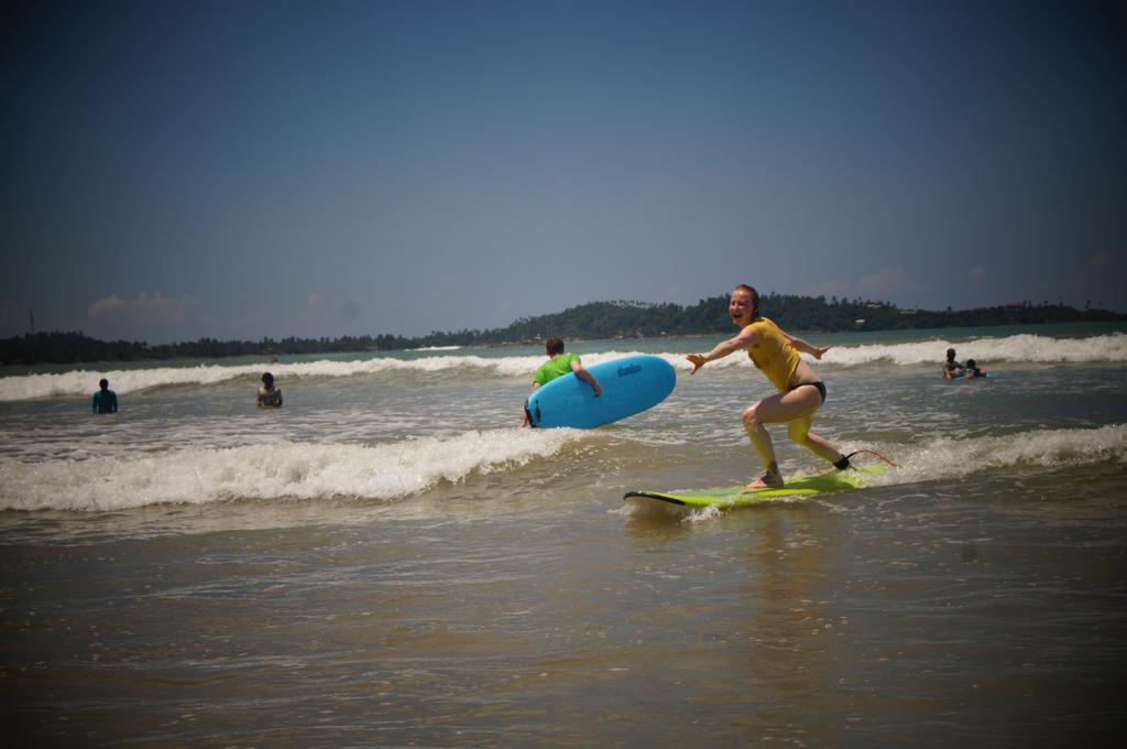 Bay Reach Home Stay Велигама Экстерьер фото